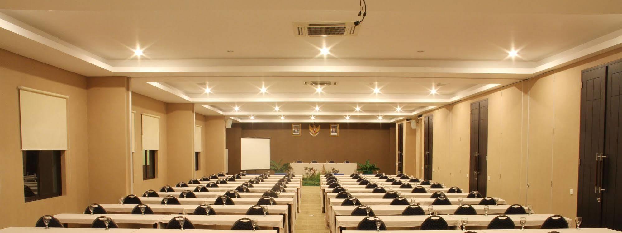 เอล โฮเต็ล กรันเด มาลัง Hotel มะลัง ภายนอก รูปภาพ